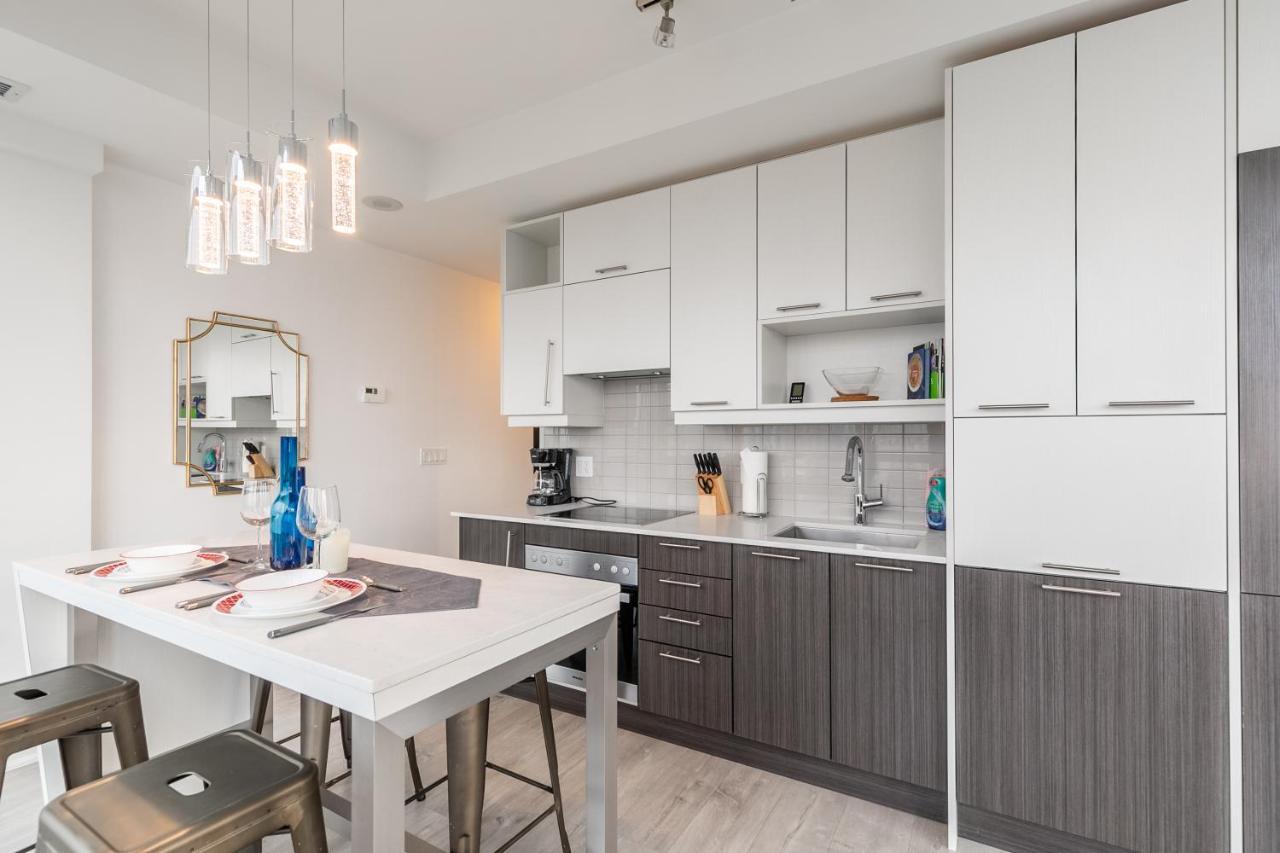 Apartment Luxury 2 Bedroom In The Heart Of Entertainment District W/ Cn Tower View *