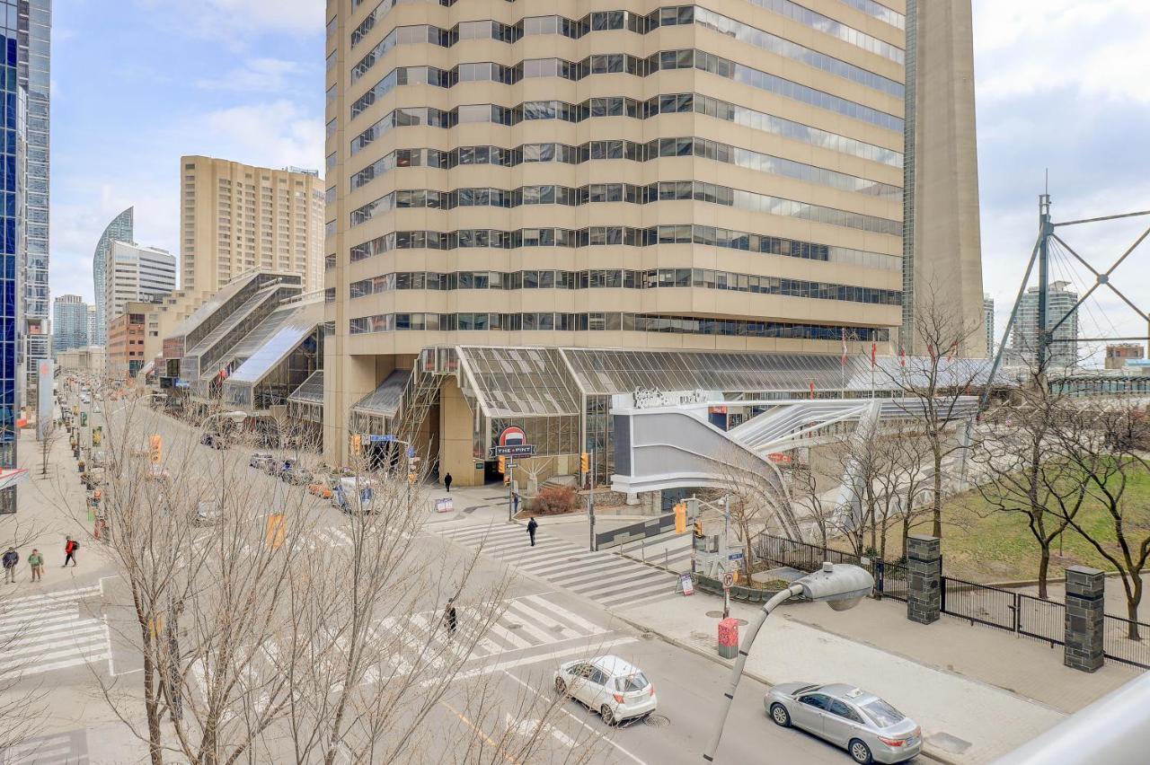Planurstay - 2br & 2bth At 300 Front Street West