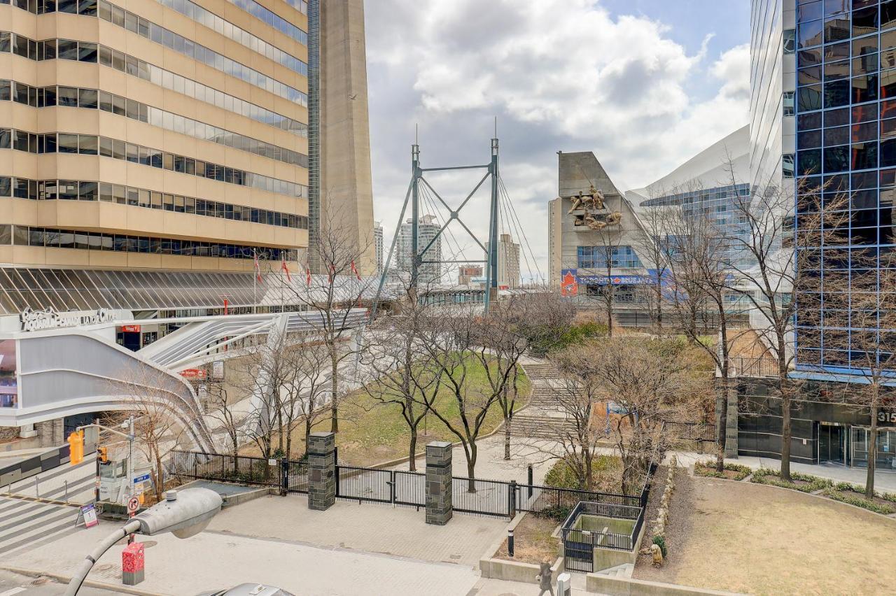 Apartment Planurstay - 2br & 2bth At 300 Front Street West Toronto