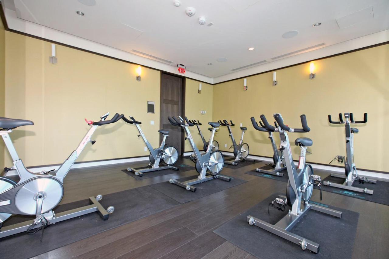 Apartment Planurstay - 2br & 2bth At 300 Front Street West Toronto