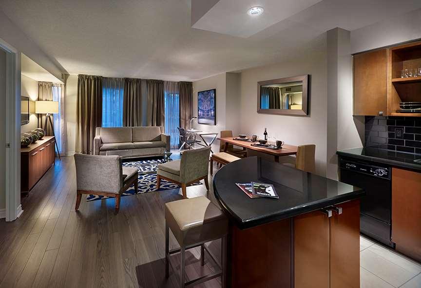 Pantages Centre 4*
