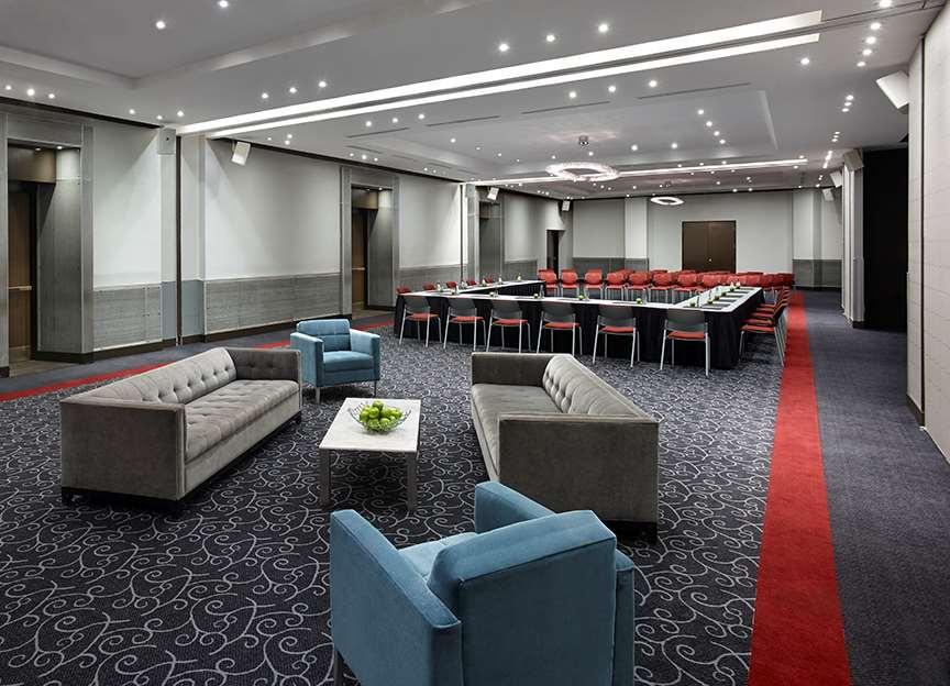 Pantages Centre 4*