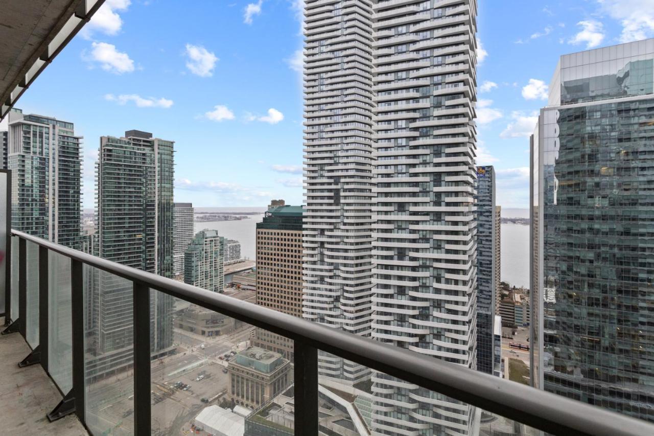 Luxury Fully Furnished Suite In Downtown Toronto - Maple Leaf Square Toronto
