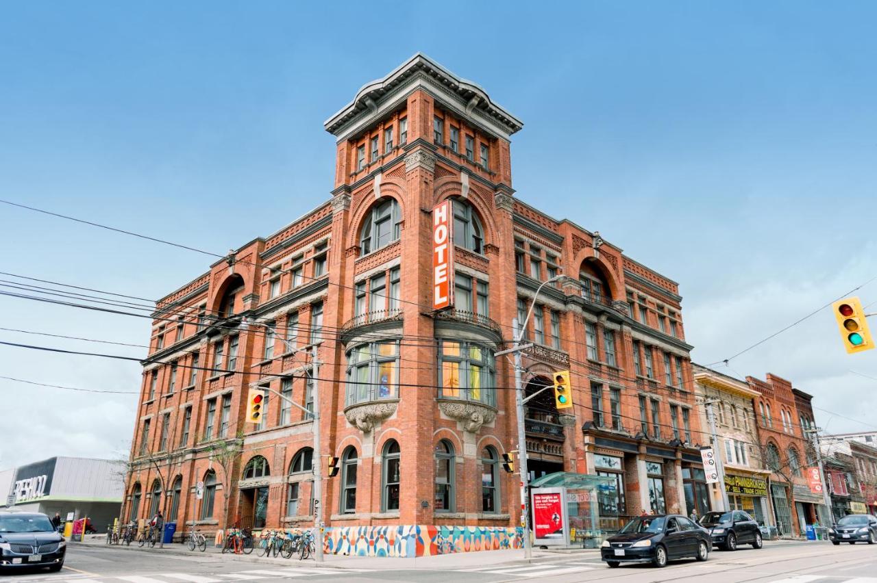 Hotel Gladstone House