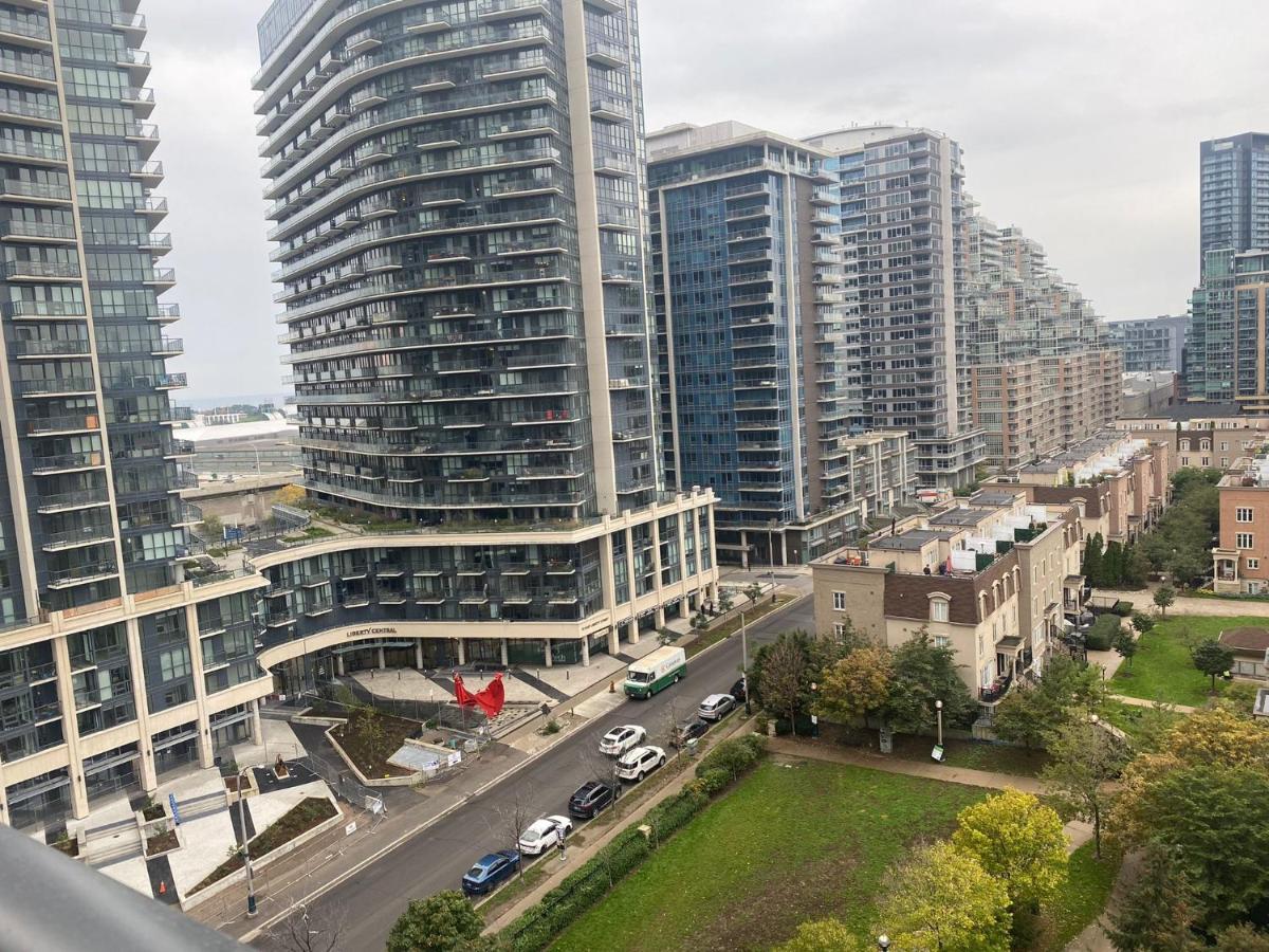 1 Bedroom With Gorgeous View! * Toronto