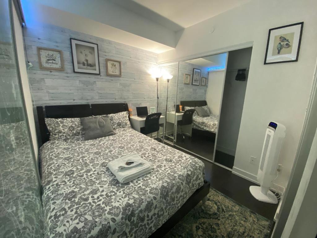 1 Bedroom With Gorgeous View! Toronto