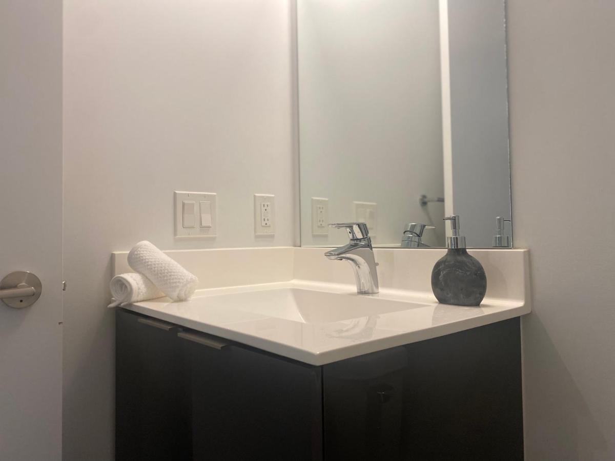 1 Bedroom Waterfront Apartment