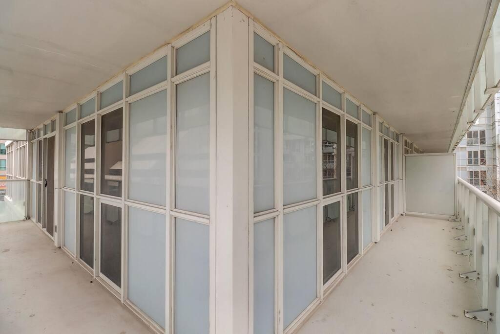 Planurstay - 2br & 2bth 300 Front Street West Toronto