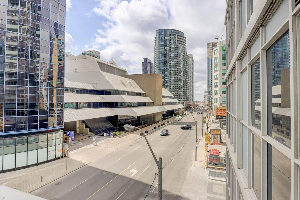 Planurstay - 2br & 2bth 300 Front Street West Apartment Toronto
