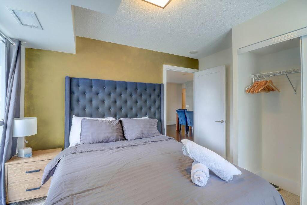 Planurstay - 2br & 2bth 300 Front Street West Apartment