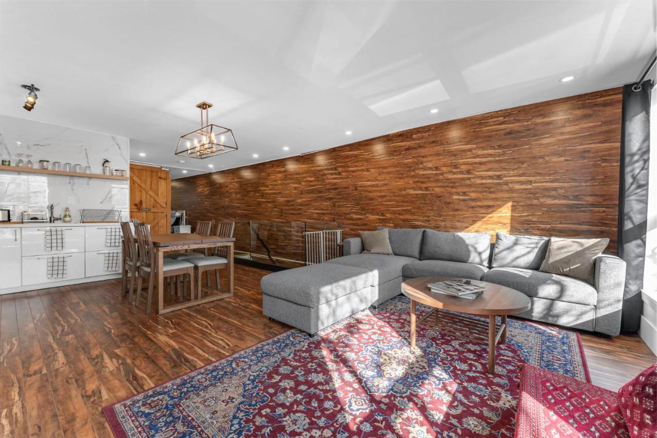 Amazing Fully Renovated On Queen St. Toronto