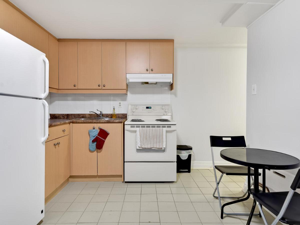 Apartment Very Cozy & Comfortable In Downtown Great Value! *