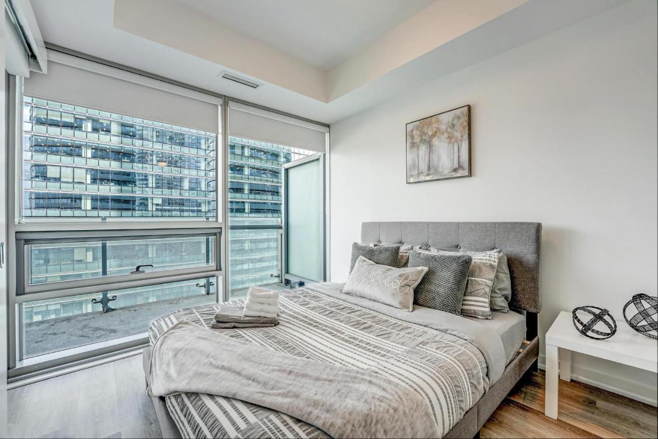 Apartment Downtown Near Cn Tower Toronto