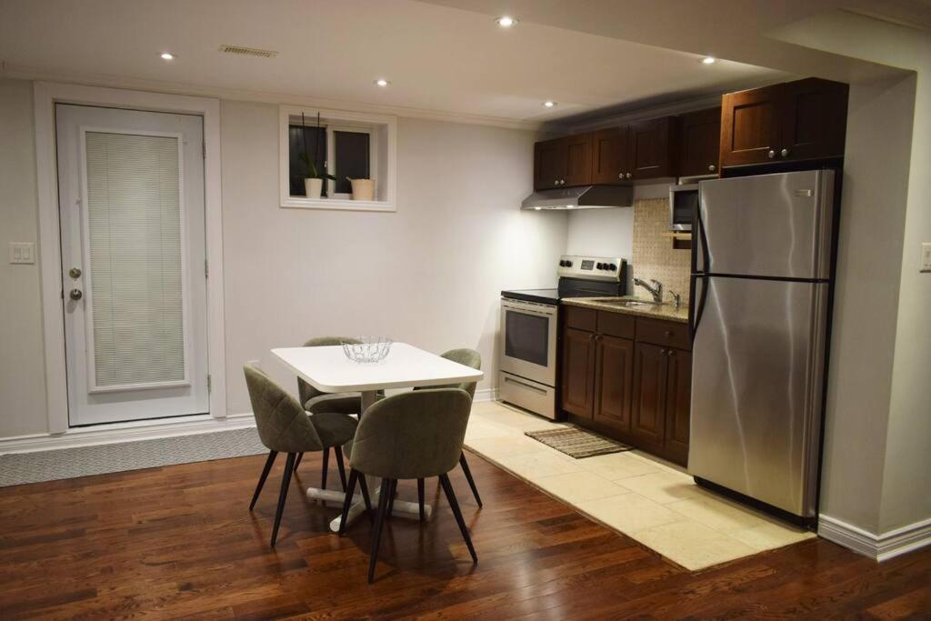 Apartment Away From - Basement Studio