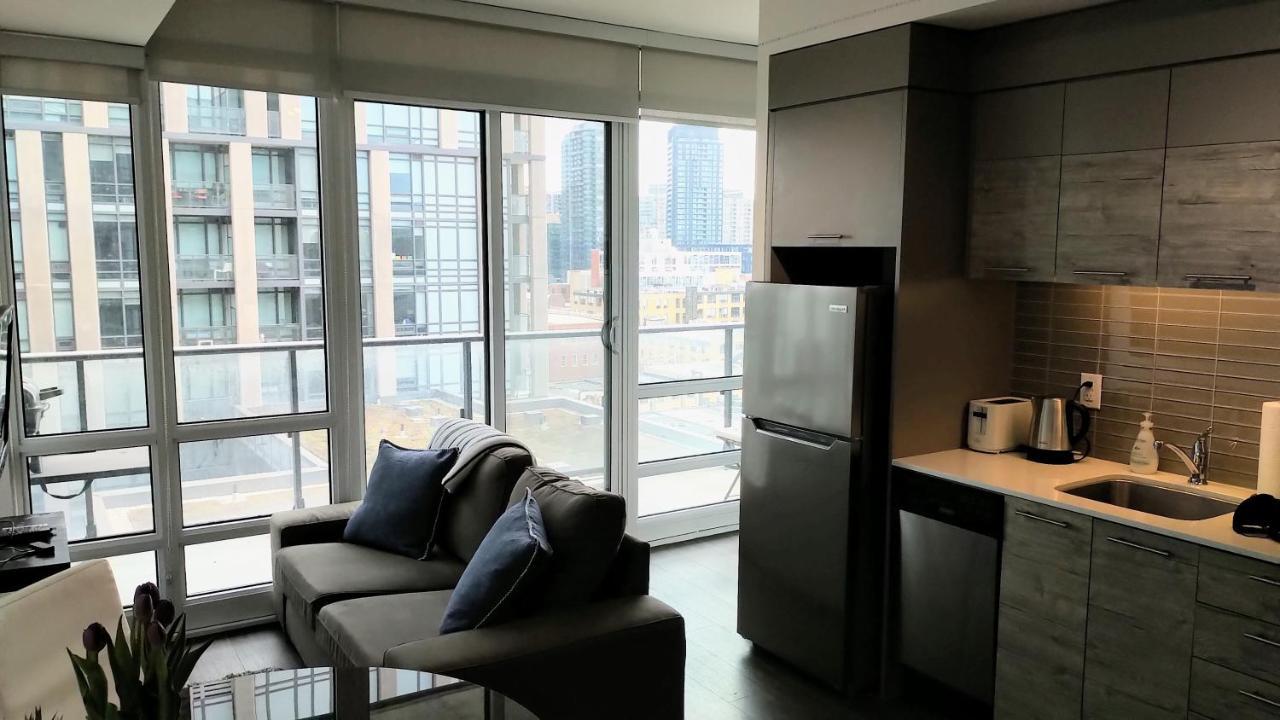 Apartment One Bedroom In Liberty Village Toronto