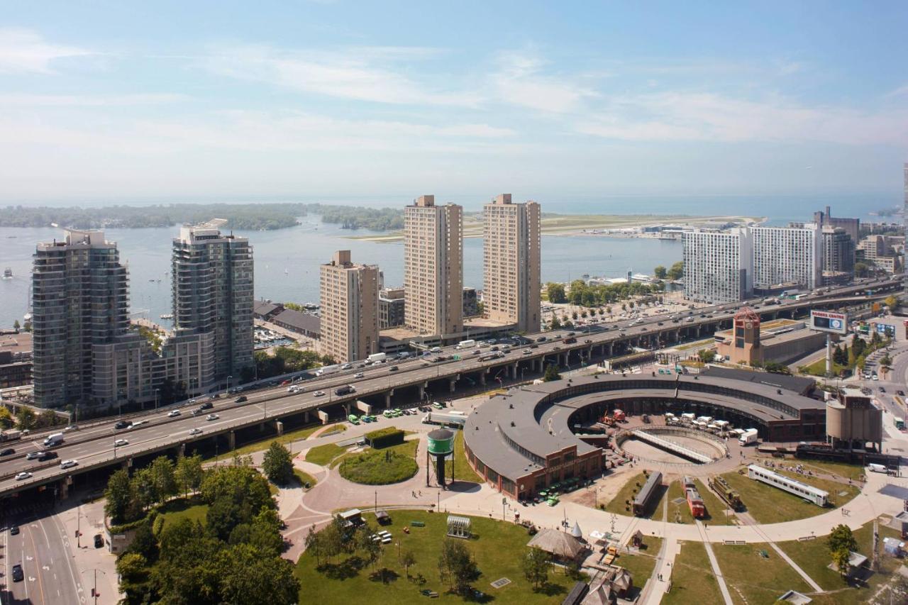 Hotel Delta By Marriott Toronto