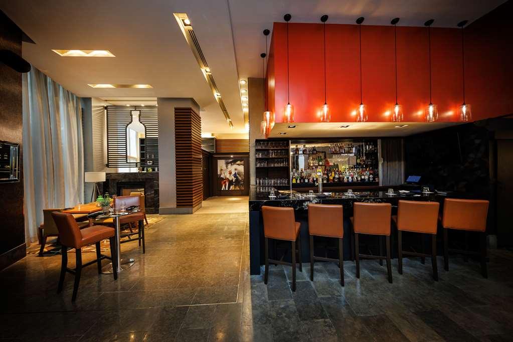Hotel Pantages Centre 4*