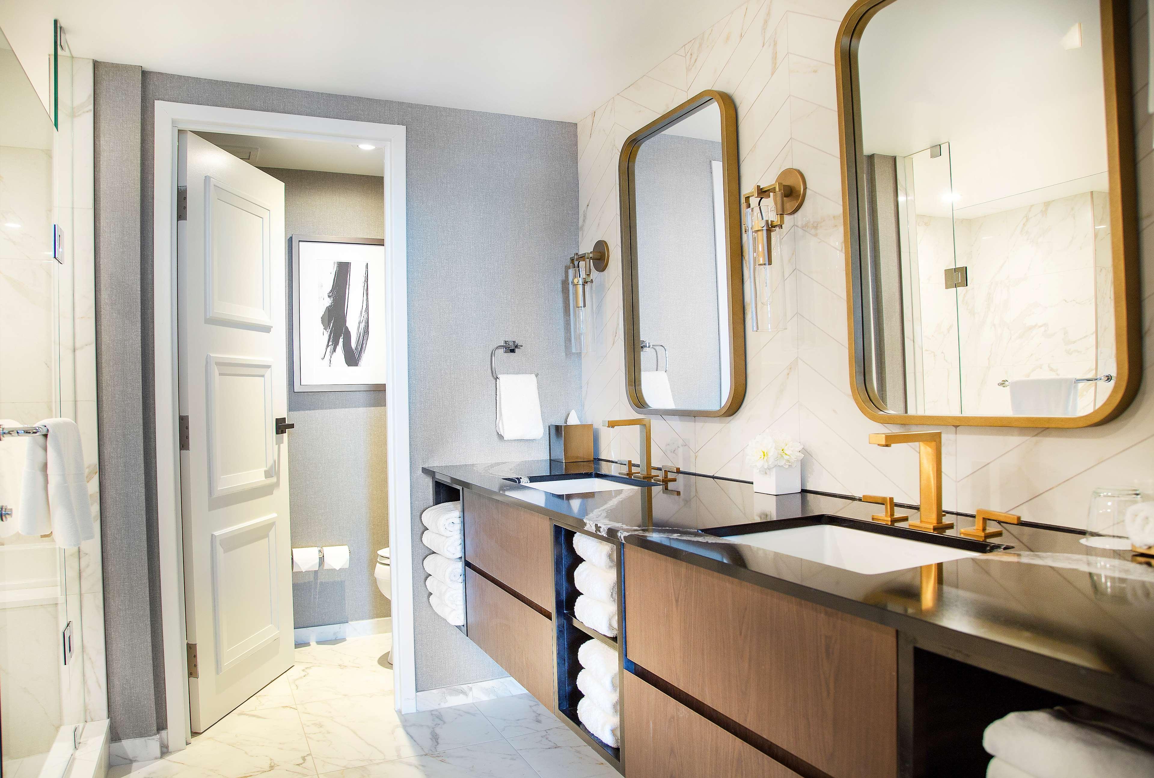 The Yorkville Royal Sonesta