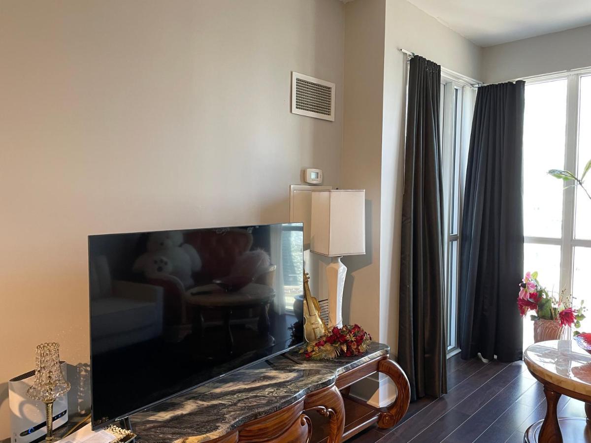 Apartment Luxury With Cn Tower View