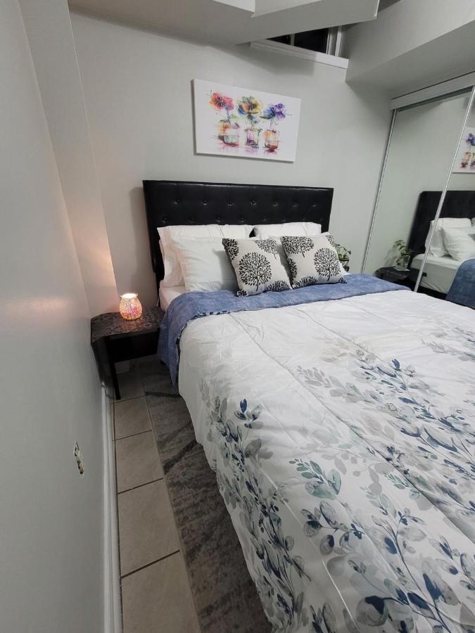 Roryhouse * Toronto