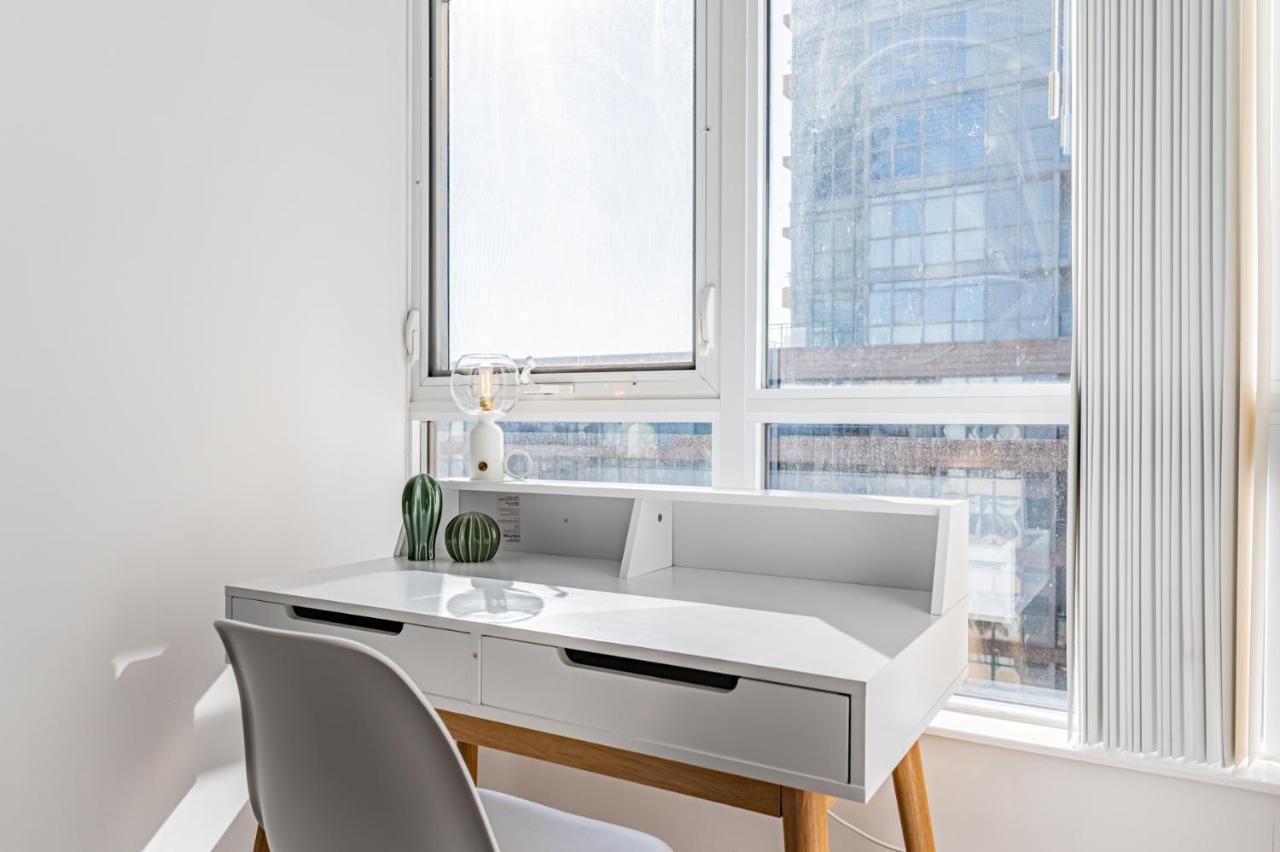 Leckie Luxurious Suites Toronto