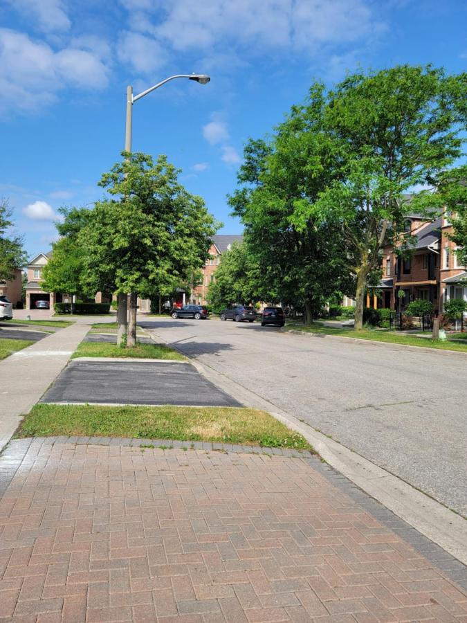 Roryhouse Homestay Toronto