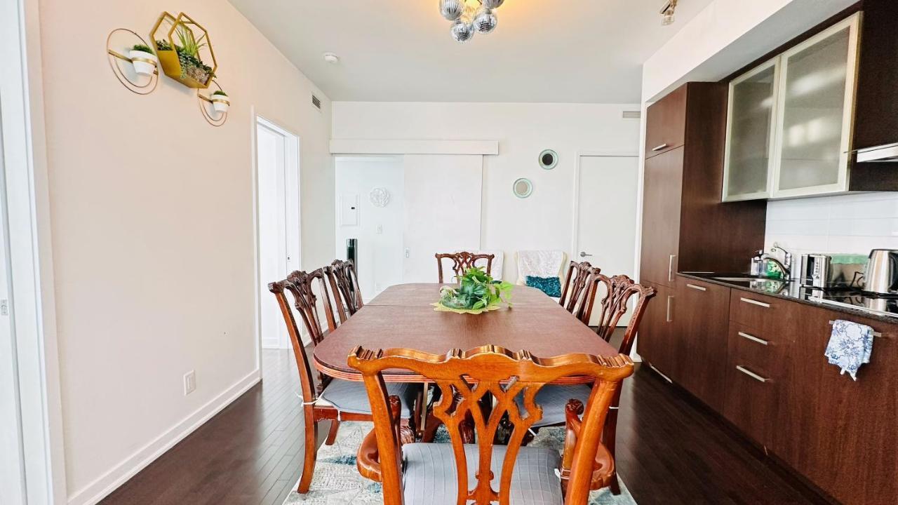 Hotel Comfort Opulence Suites 3 Bedroom With Panoramic Cn Tower View Toronto