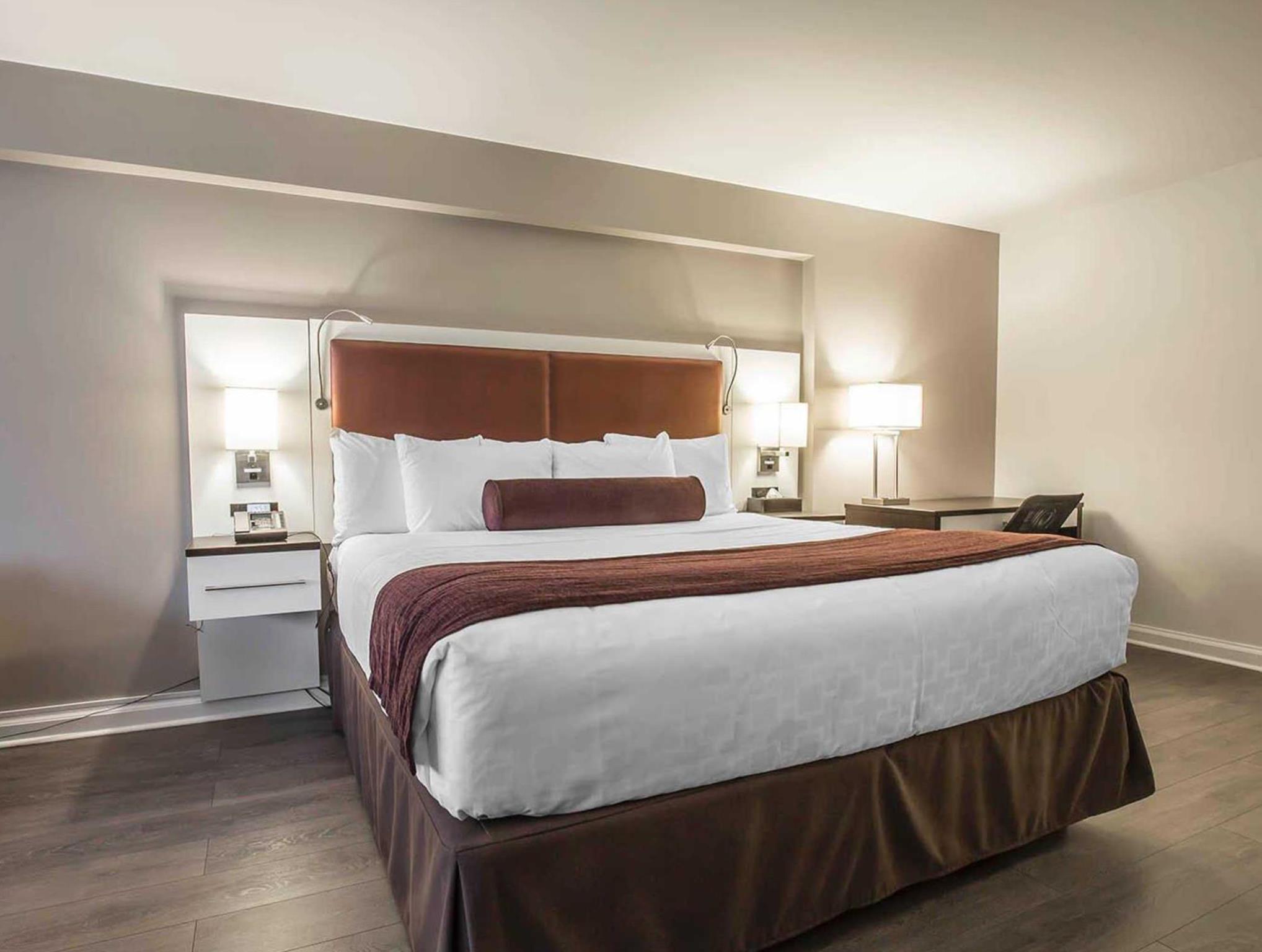 The Saint Hotel, Ascend Collection 3* Toronto
