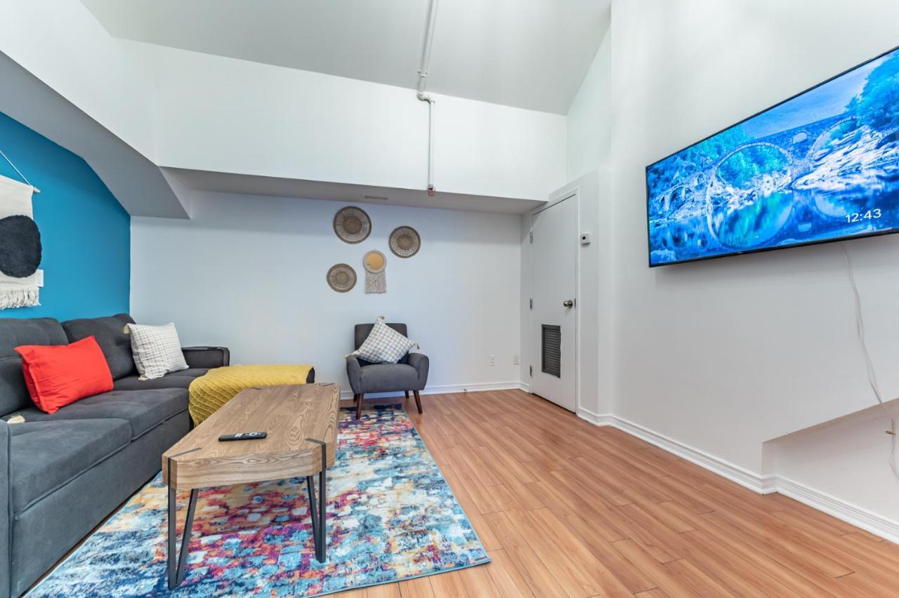 Apartment Kensington Place Apartments Toronto