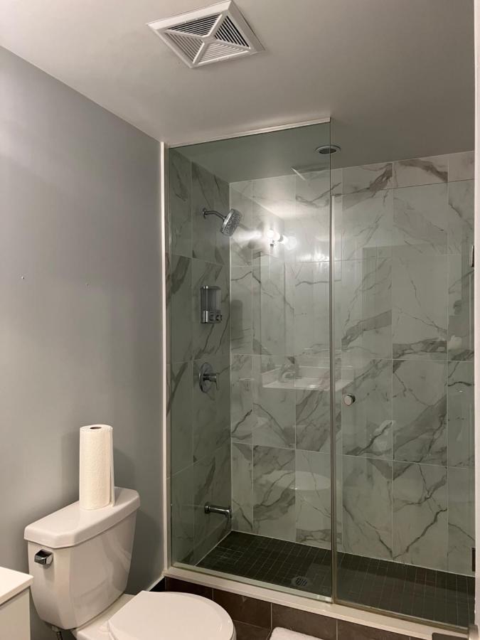 Luxury Lakefront Condo