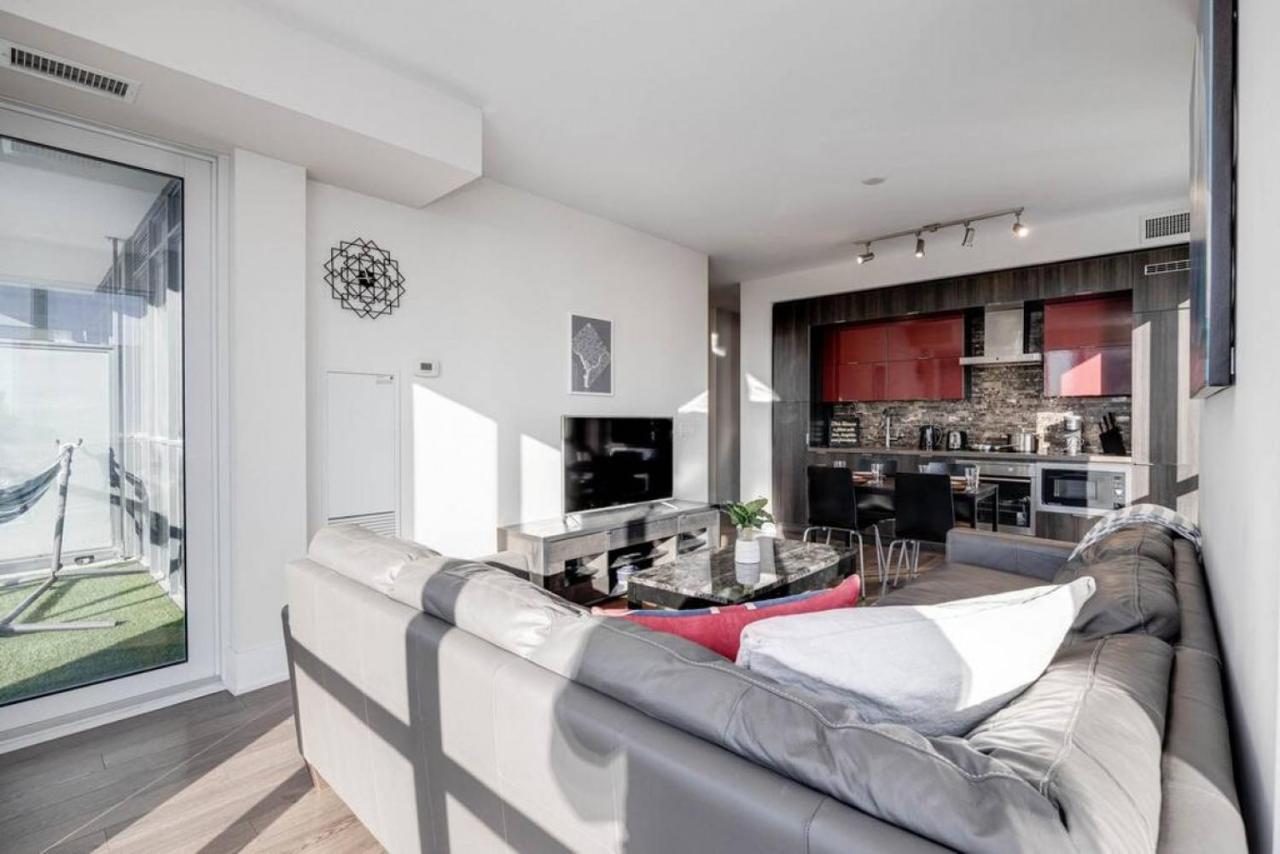 Holiday home Exec 2br 2bth W Million Dollar View Of Cn Tower *
