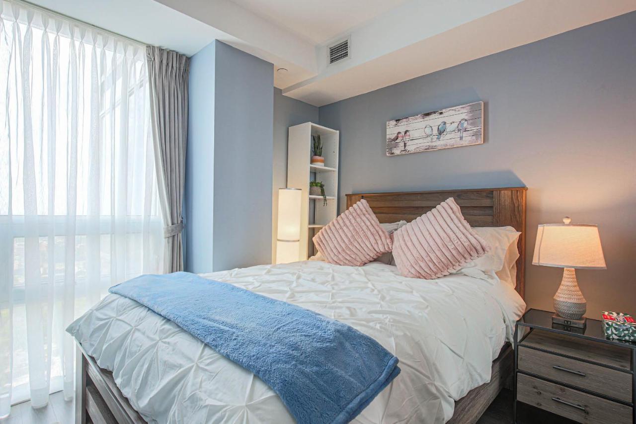 Apartment Luxury View In Downtown 3 Bedroom 2.5 Bathroom 1 Parking *