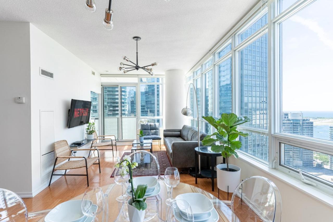 Aparthotel Beautiful Modern Luxurious Scotiabank Arena Toronto