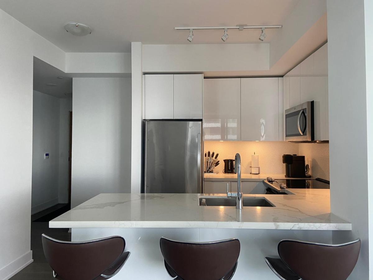 1 Bedroom Waterfront