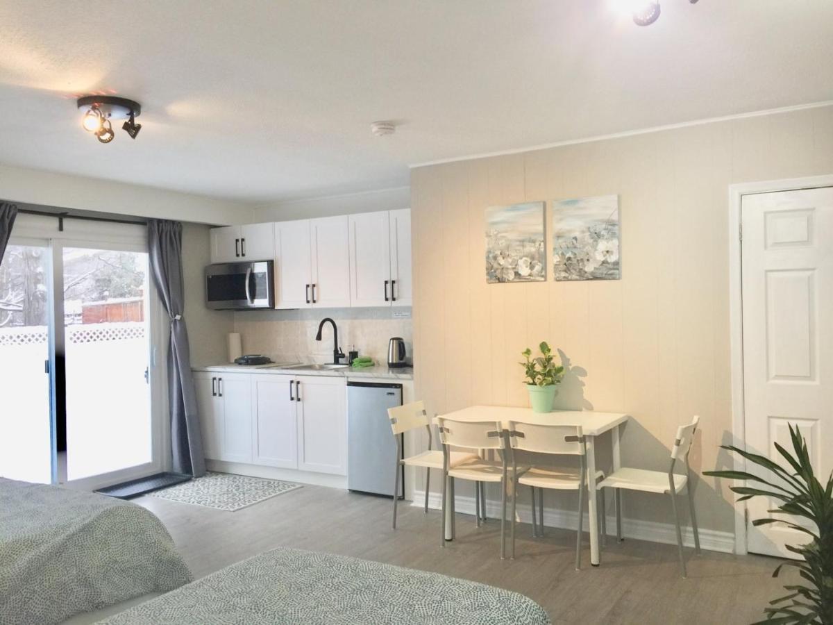 Grandravine/beautiful Unit Near Downtown * Toronto