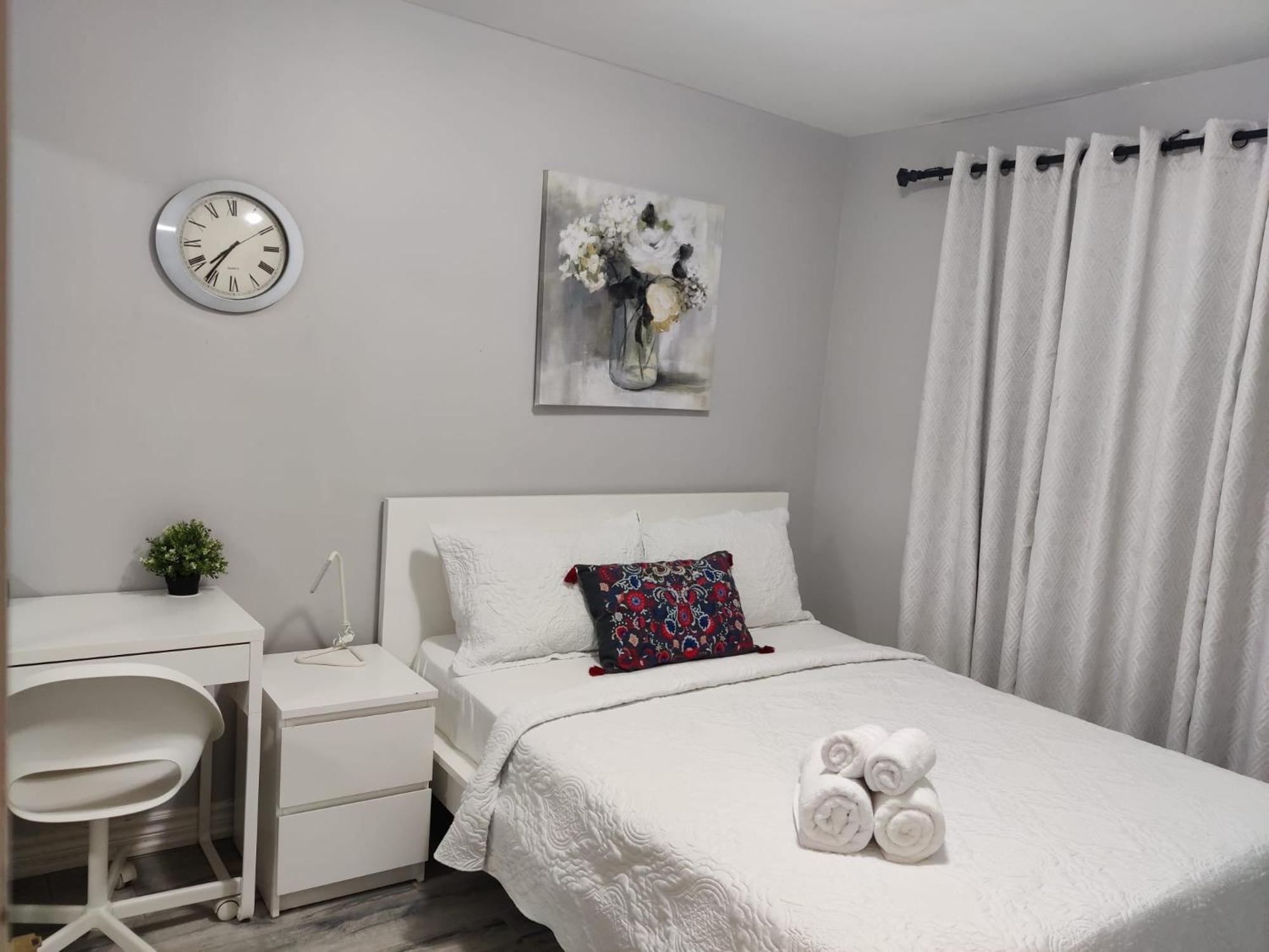 Spacious Mbr Near Kennedy Subway & Go *