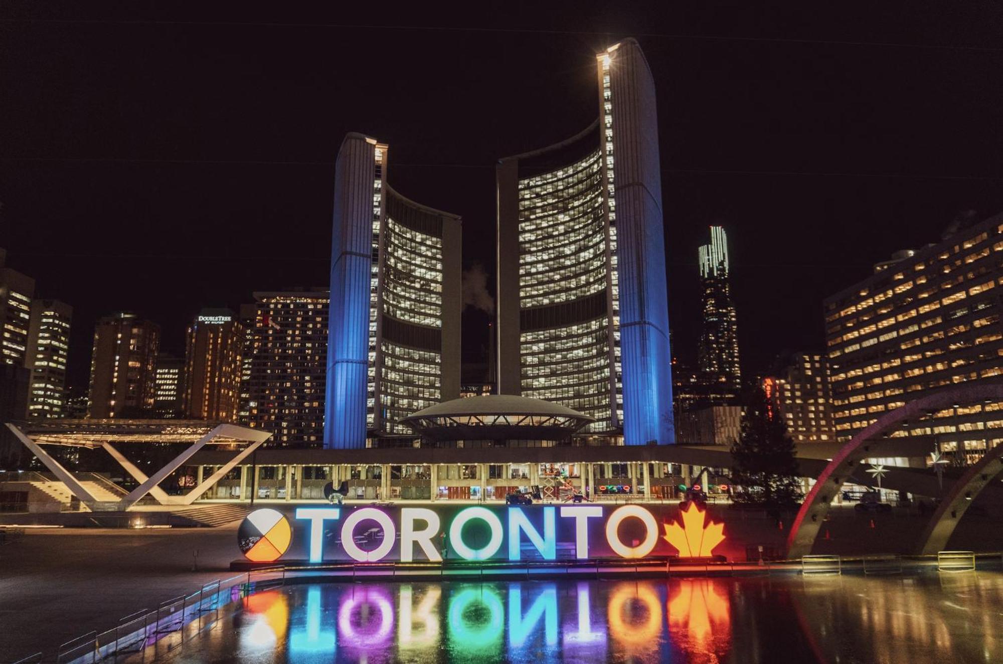 Entertainment District - King Bed - Close To Core - Dome - Scotiabank - Cne - York - Near King St W * Toronto