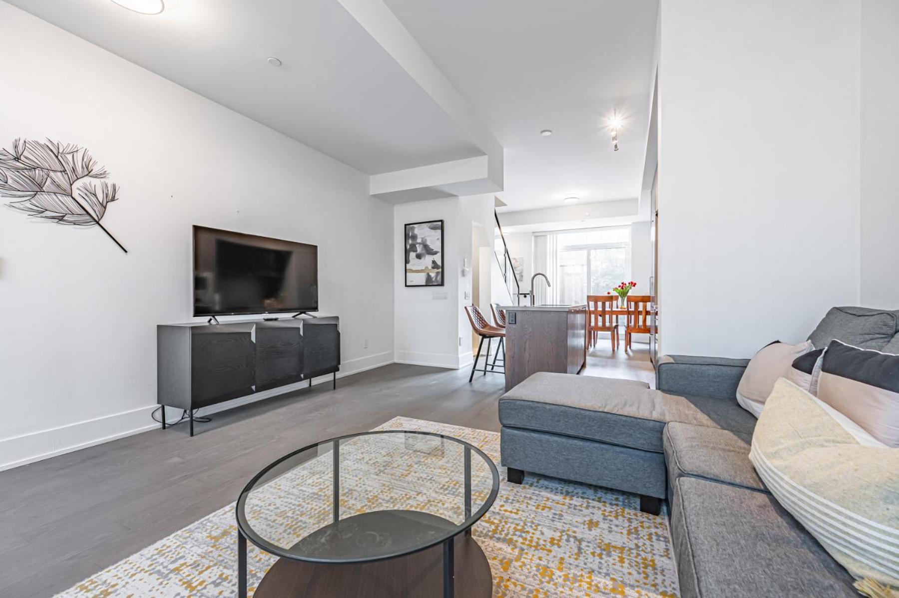 Luxury Close To Rogers Center In Downtown Core