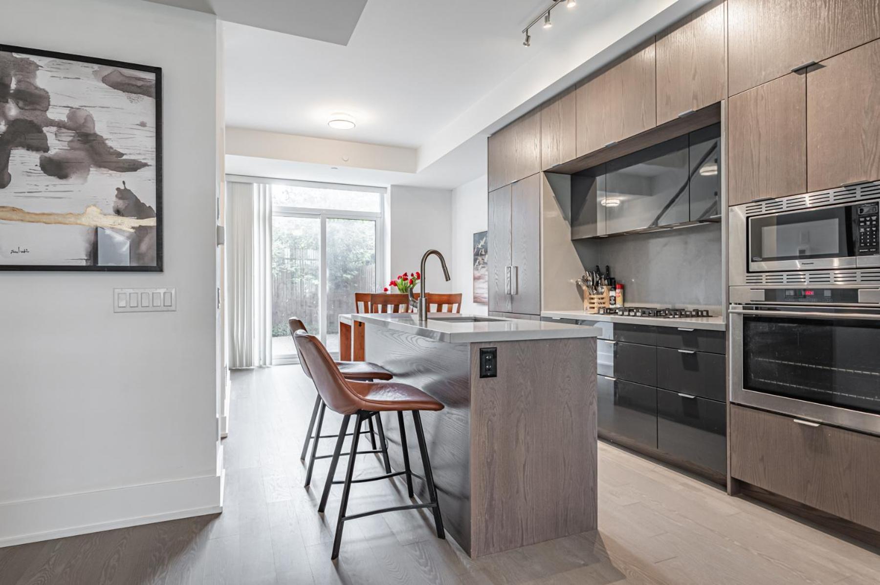 Luxury Close To Rogers Center In Downtown Core Guest house *