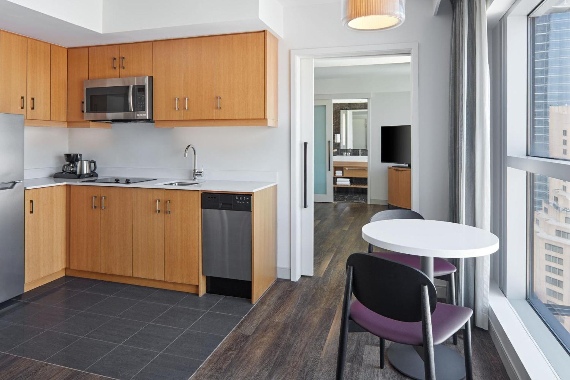 Hotel Delta By Marriott Toronto