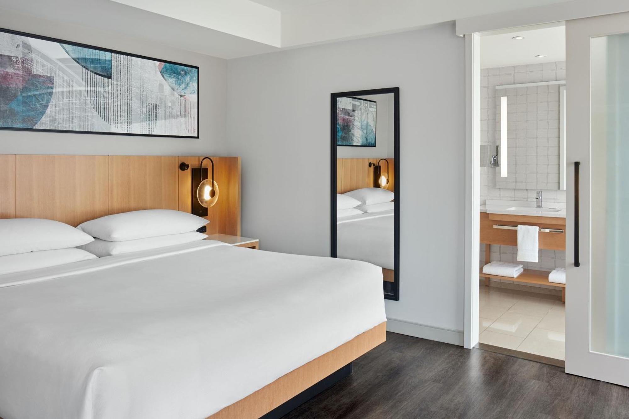 Delta By Marriott Hotel 4*