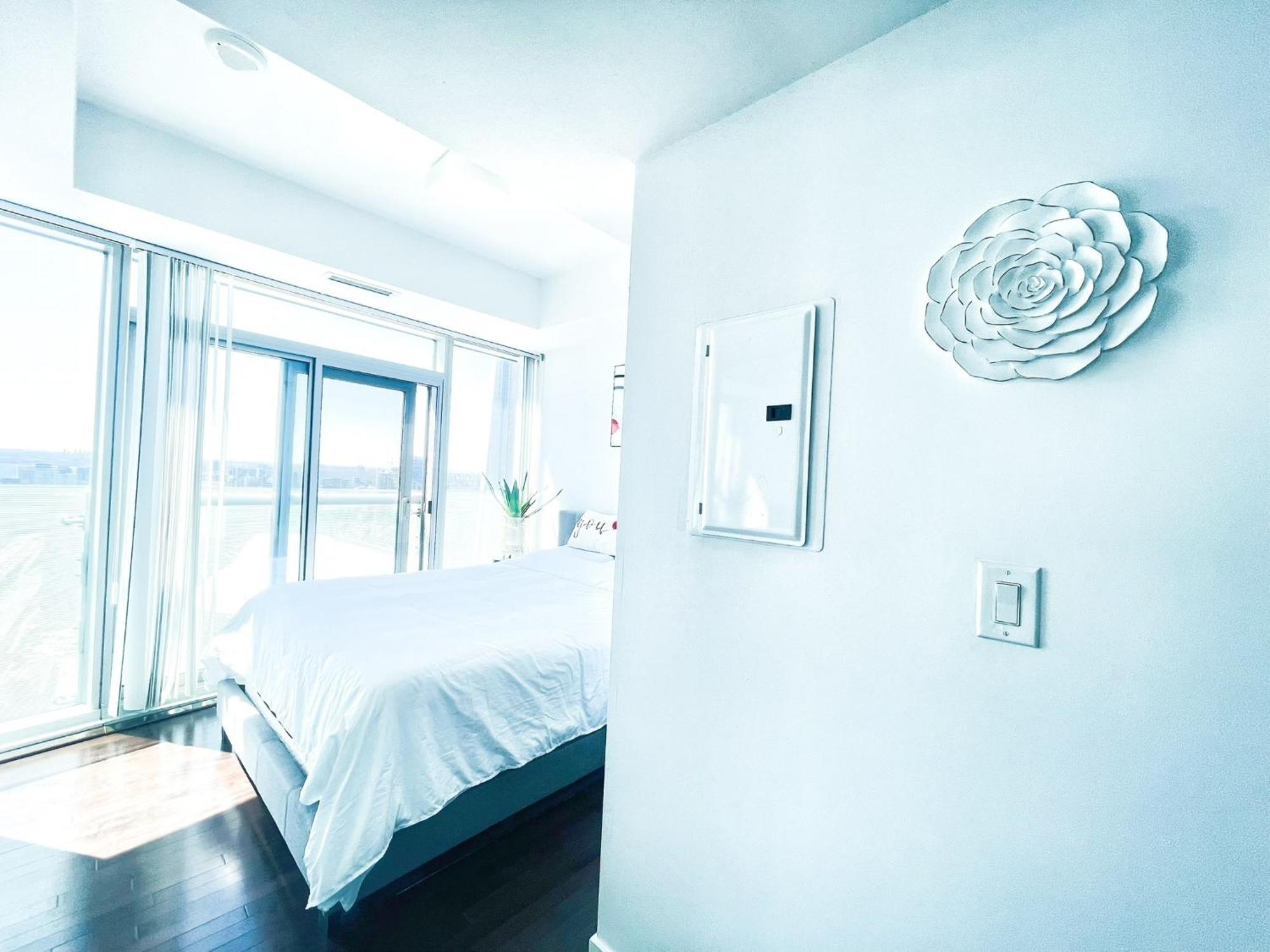 Superior 49th Floor 3 Bedroom With Cn Tower And View Hotel Toronto