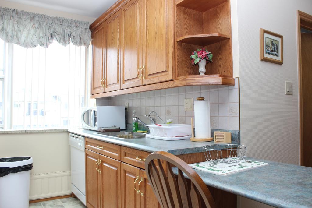Petryla Estates Furnished * Toronto