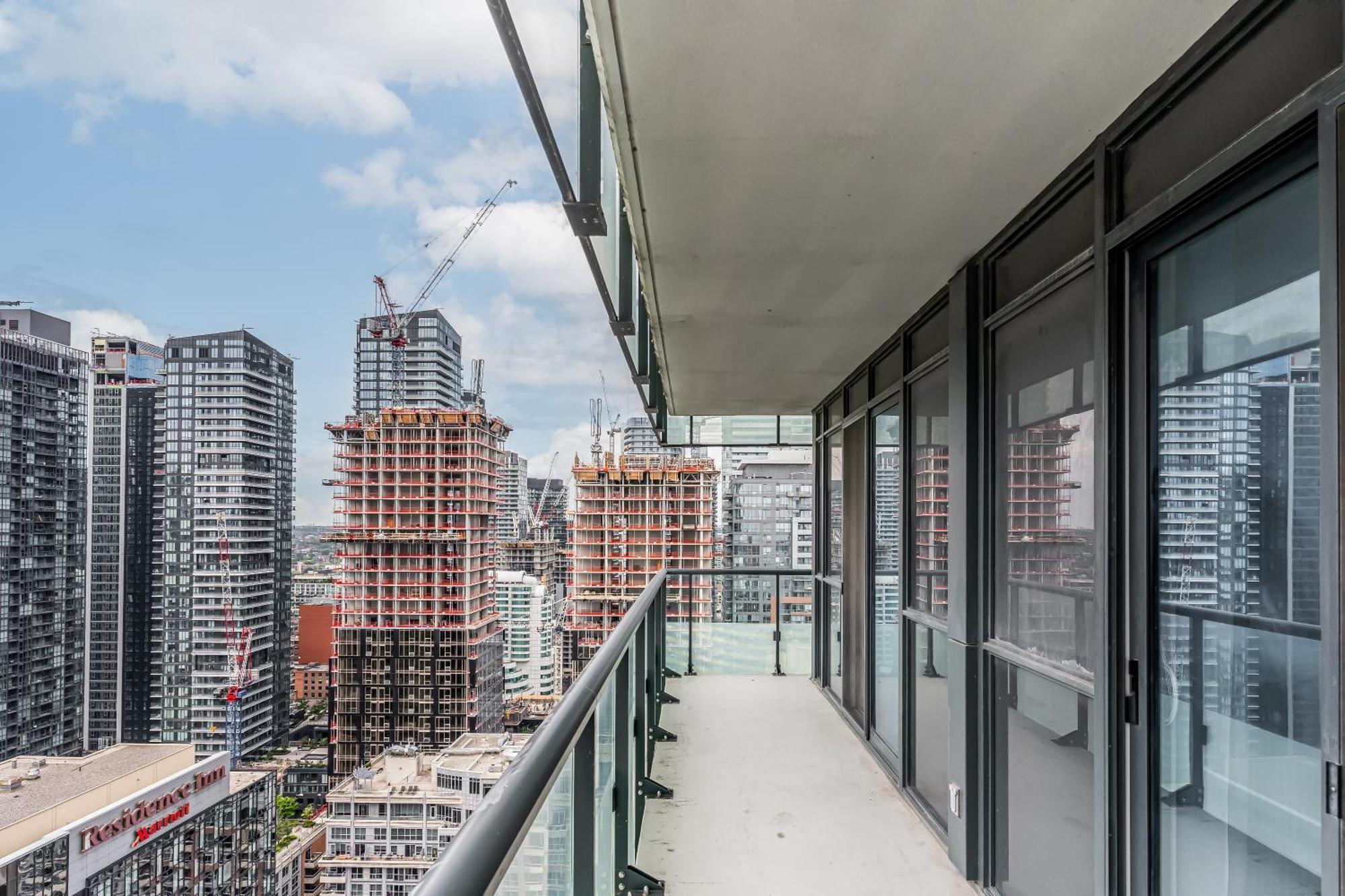 Globalstay Modern Downtown Apartment *