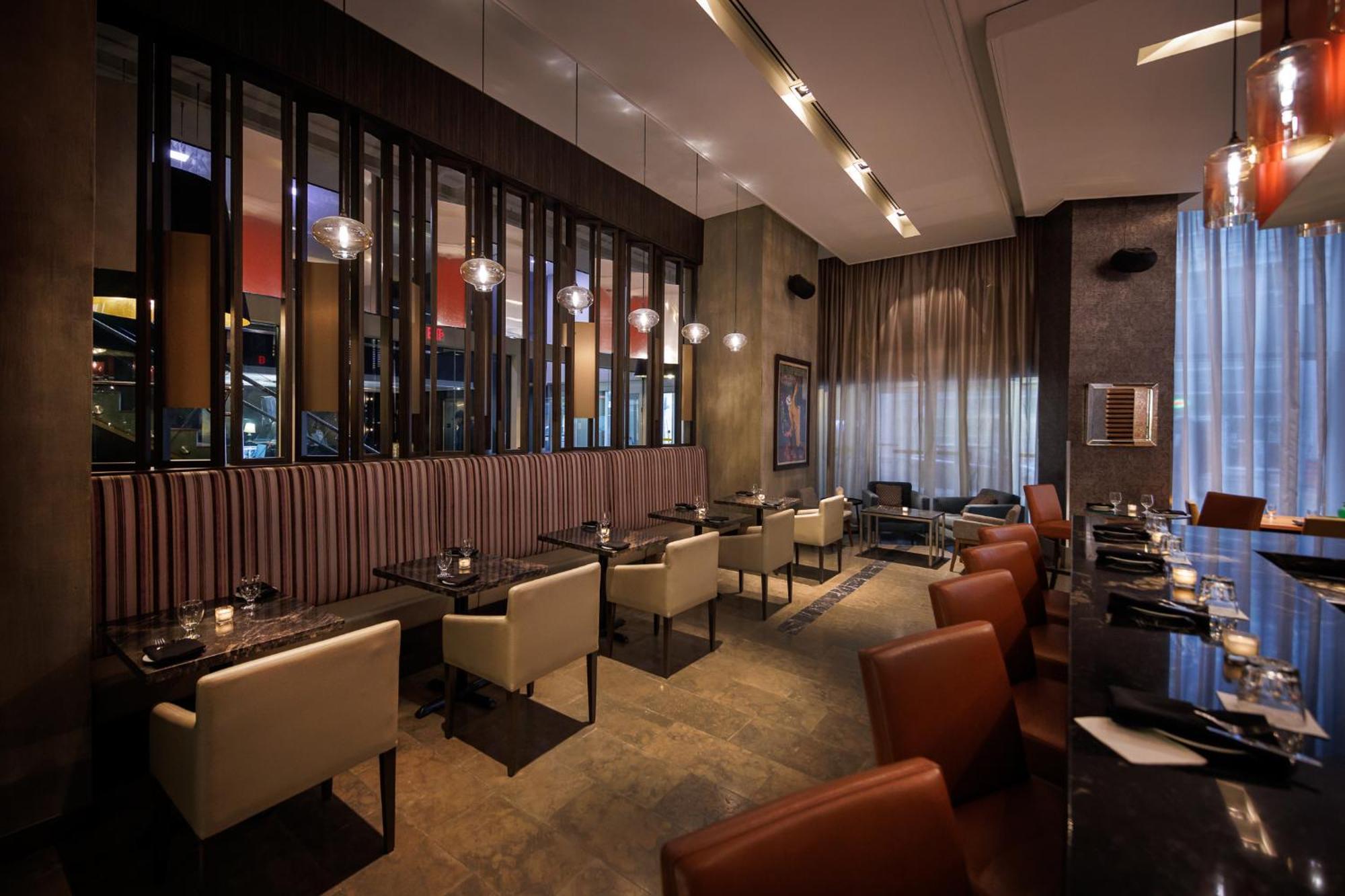 Pantages Centre Hotel 4*