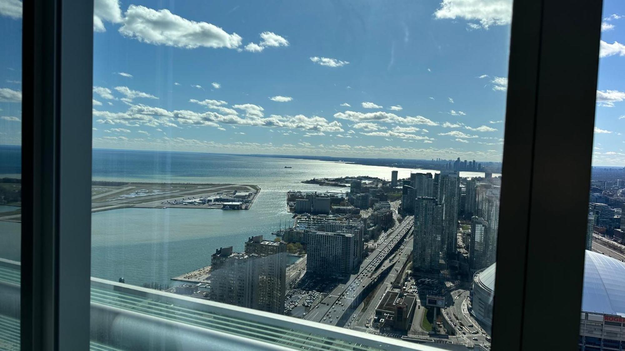 Downtown, Luxury Condo, Cn Tower, Rogers Center, Scocia Arena, Unobstructed View