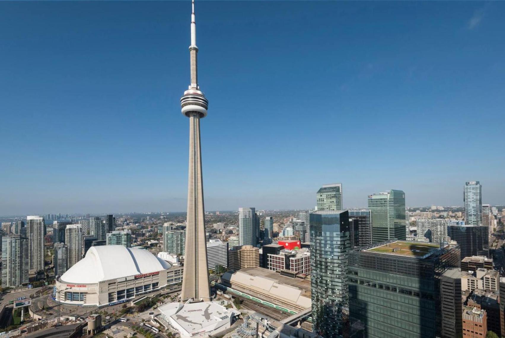 Executive 1 Bedroom - Cn Tower & City View Apartment