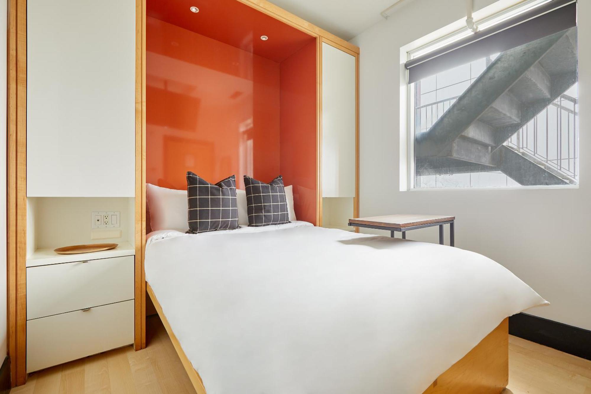 Sonder The Beverley 3* Toronto