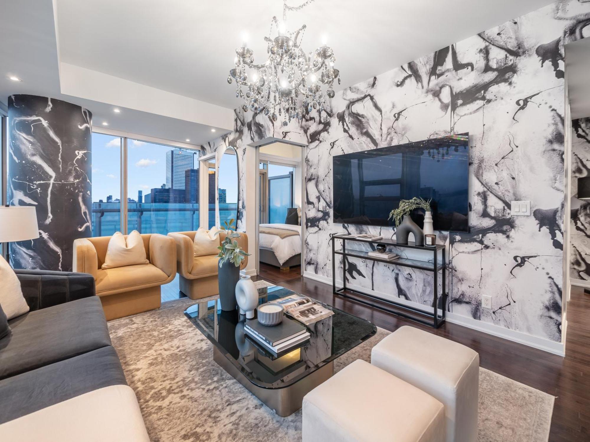 Luxury 2br Entertainment District Downtown Cn Tower View Balcony Pool & Hot Tub *
