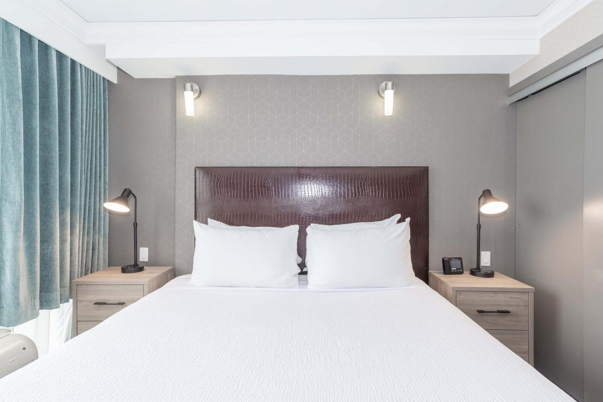 Sandman Signature Airport 4* Toronto